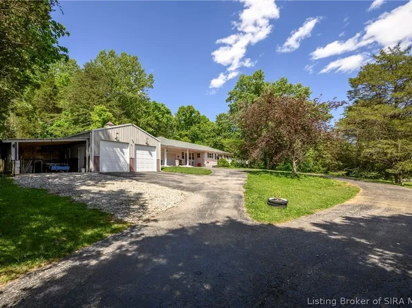 6760 Pioneer Trail NE, Georgetown, IN 47122