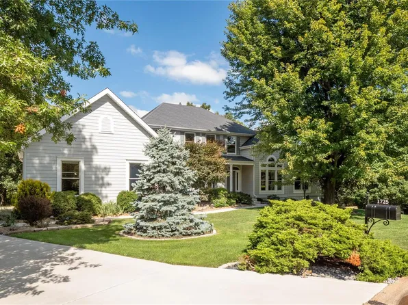 1725 Ashford Oaks Ct, Glencoe, MO 63038