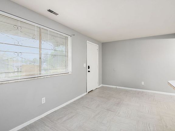 3rd image of 2888 Cleveland Ave #F
