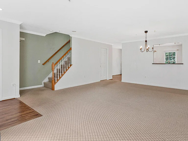 616 Bellerive Ct #85 — Photo 9