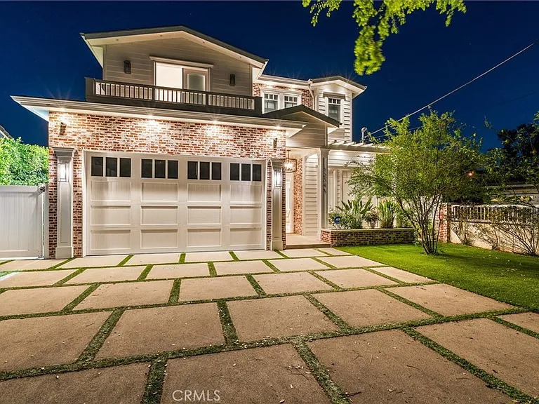 12345 Huston St — Photo 2