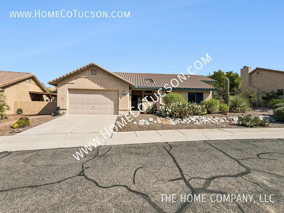 1551 E Sonoran Desert Dr
