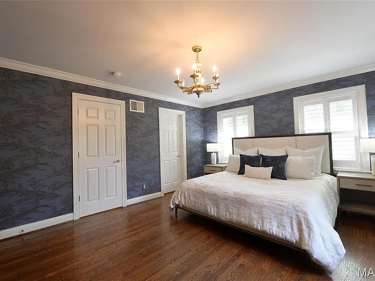 937 S Bemiston Ave — Photo 28