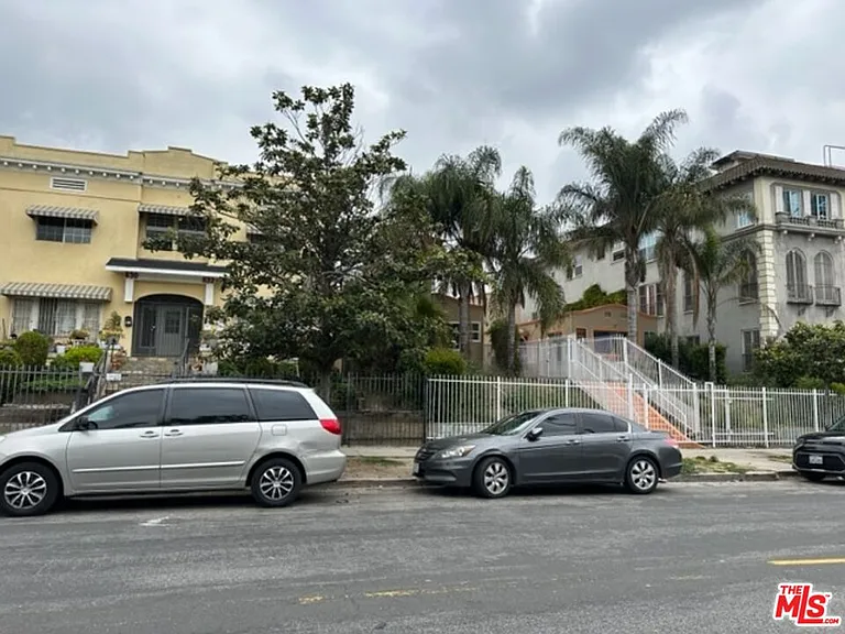 836 S Catalina St #1/2 — Photo 5
