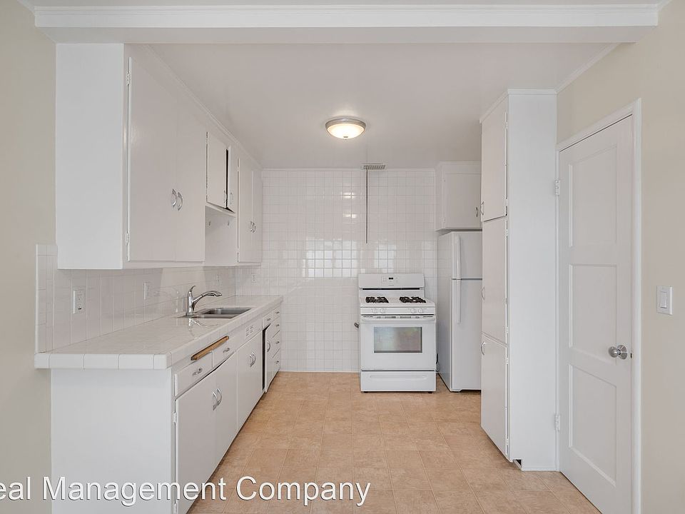 1st image of 4309 23rd St