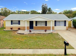 5912 Elena Dr, Holiday, FL 34690