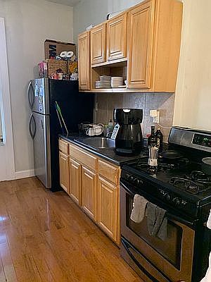 1st image of 415 Franklin Ave #2