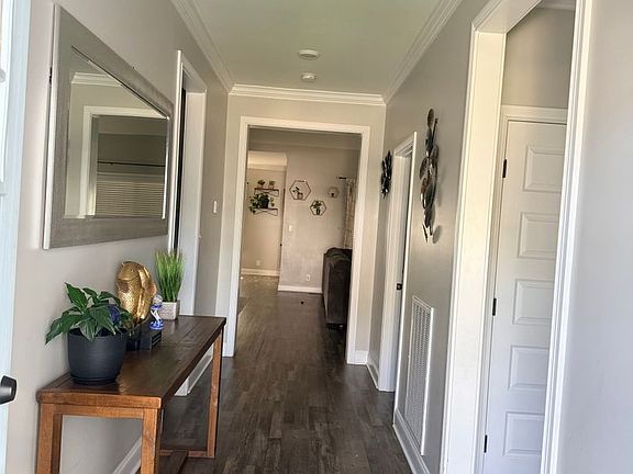 2nd image of 221 Sherlock Dr