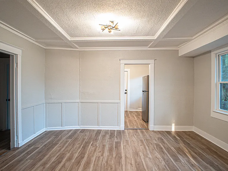 3417 Bellefontaine St — Photo 19