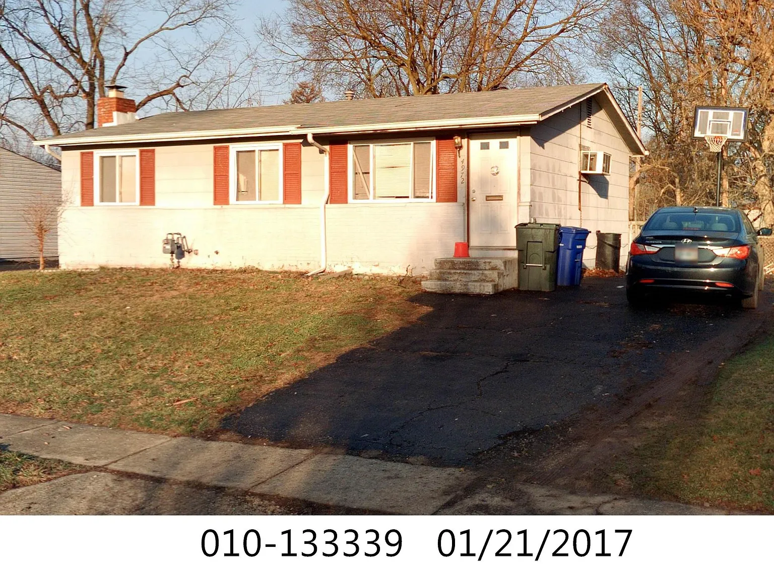 4972 Majestic Dr E photo 1