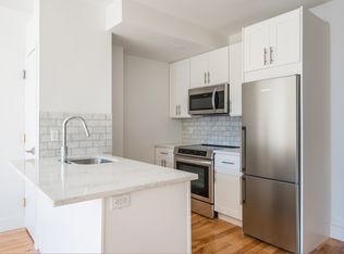 304 Leonard St #2F, Brooklyn, NY 11211