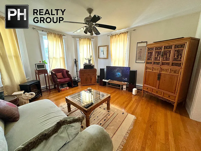 24 Madison Ave #3 — Photo 8