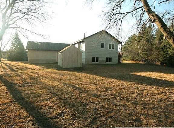 2nd image of 2325 139th Ln NE