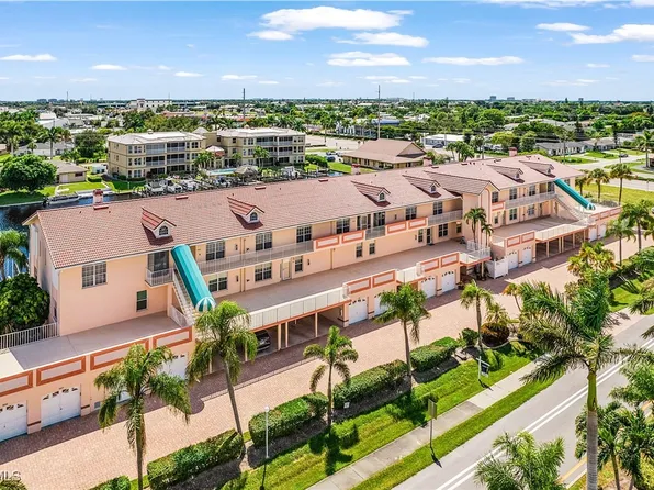 1614 Beach Pkwy APT 102, Cape Coral, FL 33904