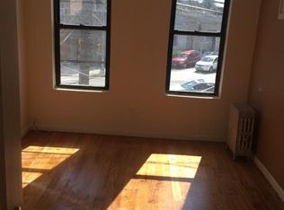 19807 Jamaica Ave, Hollis, NY 11423
