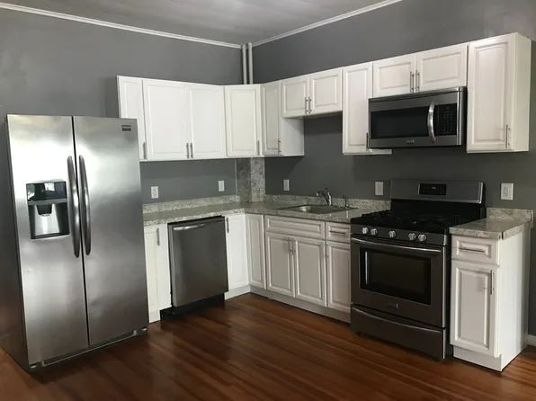 4 bedroom, 1 bath, 818 Myrtle Ave #4B-1Ba, Albany, NY 12208