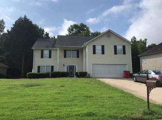 12348 Molly Sue Ln, Fayetteville, GA