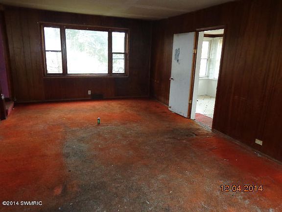 5th image of 12 Myrtle Ave