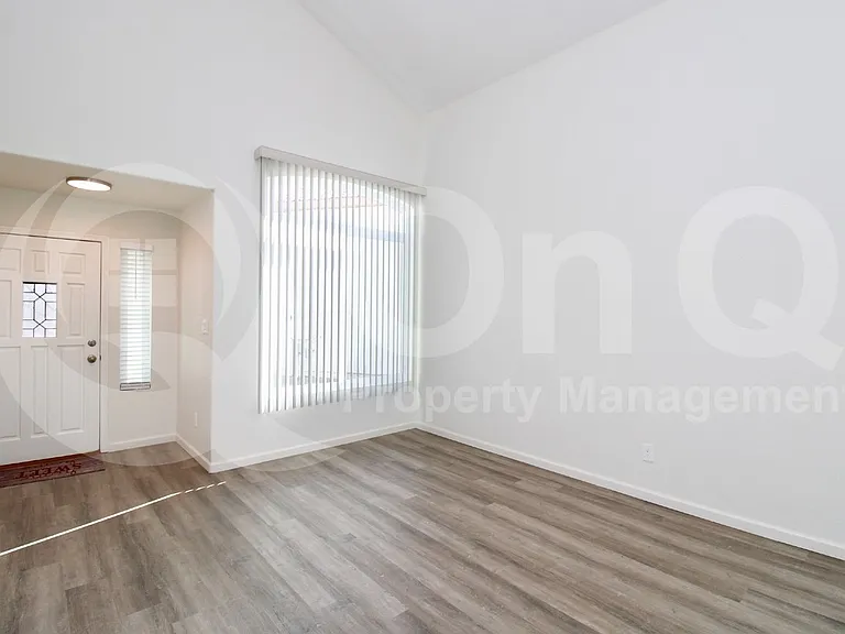 14646 N 90th Dr — Photo 6