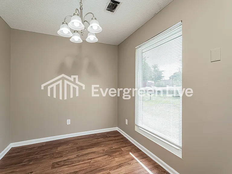 3345 Hamden St — Photo 8