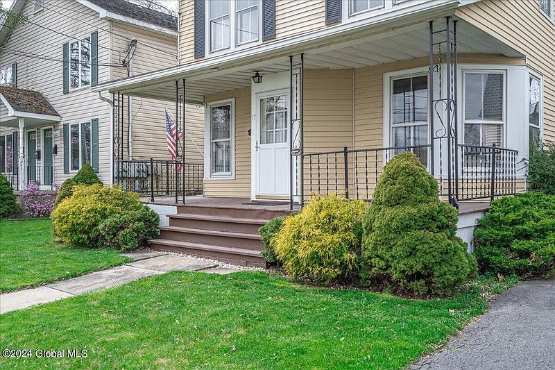 2nd image of 17 Central Avenue