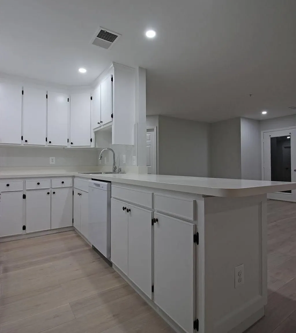 520 N Piedmont St — Photo 2