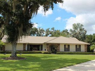 2607 Lakeview Way, Plant City, FL 33566