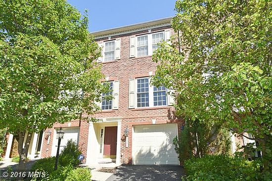 1st image of 1013 Hotchkiss Pl