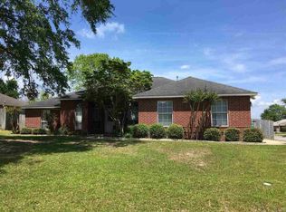 3086 Red Fern Rd, Cantonment, FL 32533