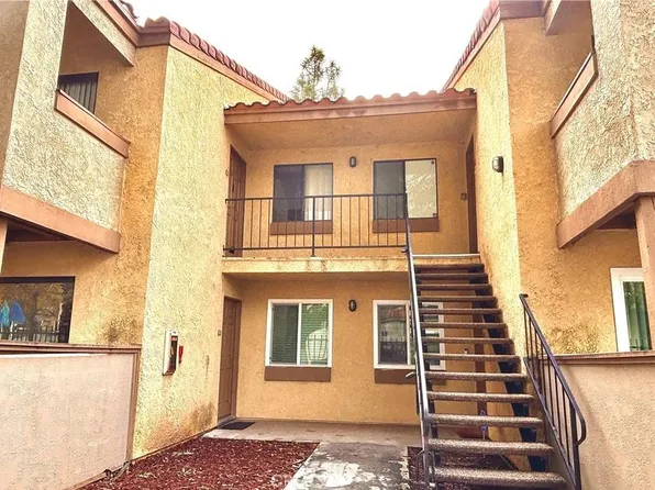 1110 W Blaine St, Riverside, CA 92507