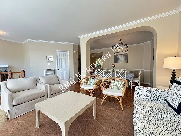 5654 Governors Pond Cir — Photo 2