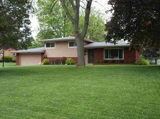 1168 Ashland Dr, Temperance, MI 48182
