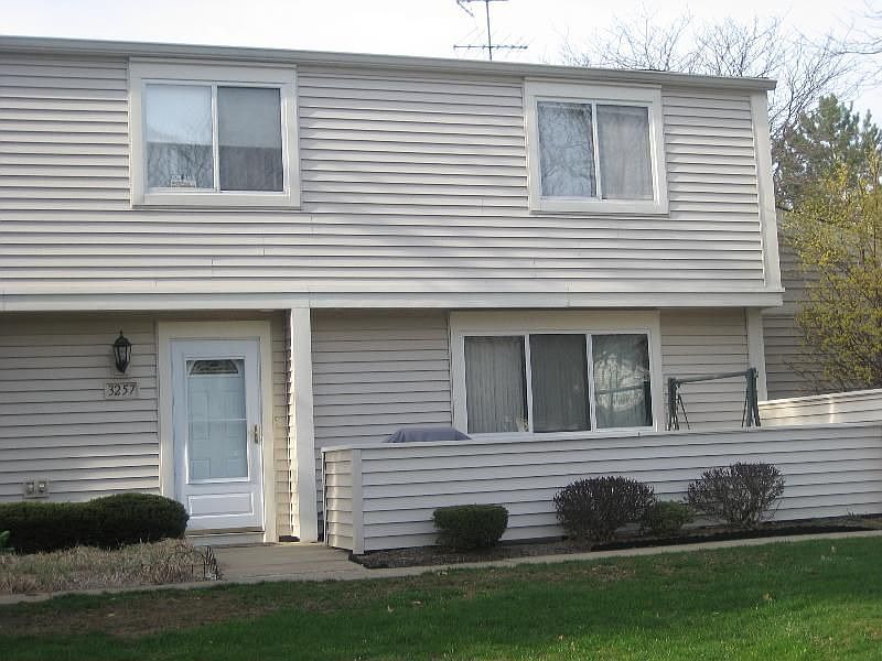 2nd image of 3257 Bay Landing Dr
