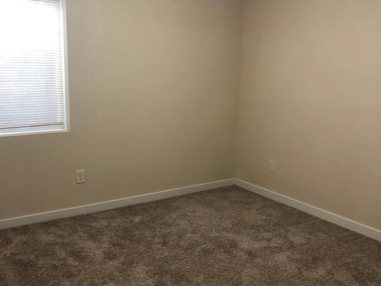 101 Fairfield St — Photo 25