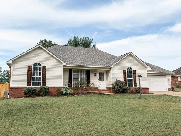 323 Blair Cv, Oxford, MS 38655