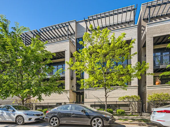 1350 W Walton St #1W, Chicago, IL 60642