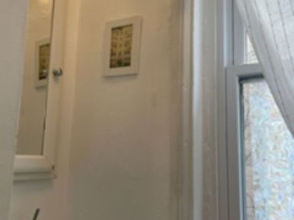 3rd image of 1036 Pine St #1035
