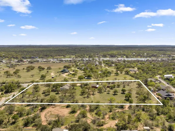 301 Wood Forest Road, Kingsland, TX 78639