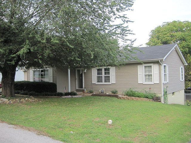 1st image of 224 Shelley Dr
