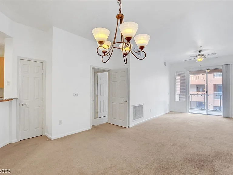 31 E Agate Ave #409 — Photo 11