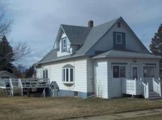 230 2nd St N, Richardton, ND 58652