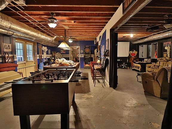 23rd image of 367 Junius Lee Rd