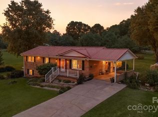 89 Loblollie Rd, Taylorsville, NC 28681