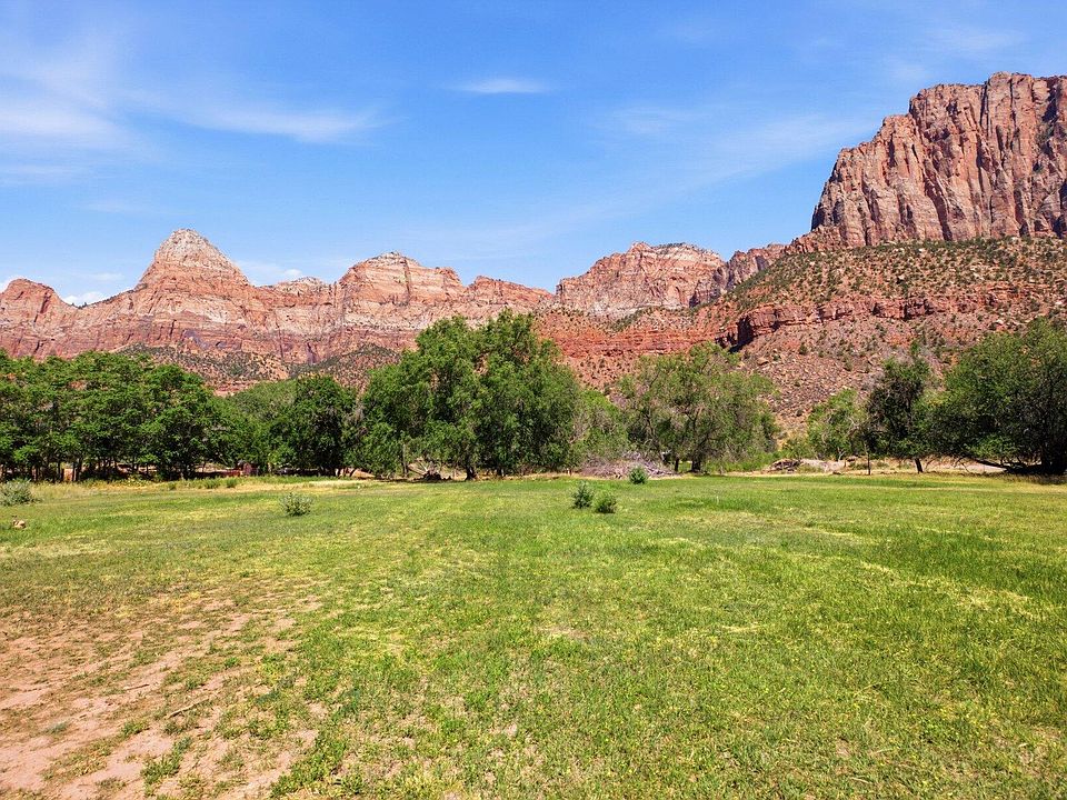 1st image of 1 Park Ln