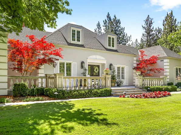 357 Reiten Dr, Ashland, OR 97520