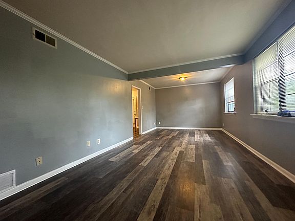 2nd image of 3408 Little John Dr