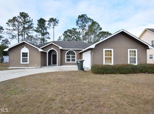142 Lake Manor Dr, Kingsland, GA 31548