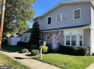 718 Neshaminy Rd, Croydon, PA 19021