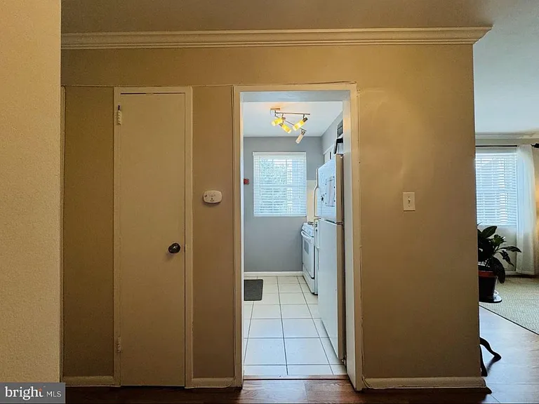 2030 N Vermont St #104 — Photo 9