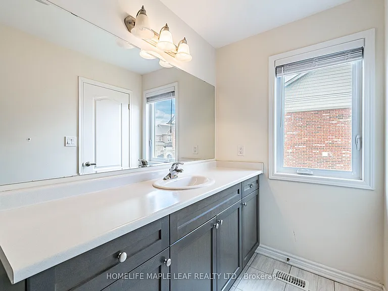 67 Benhurst Cres — Photo 36